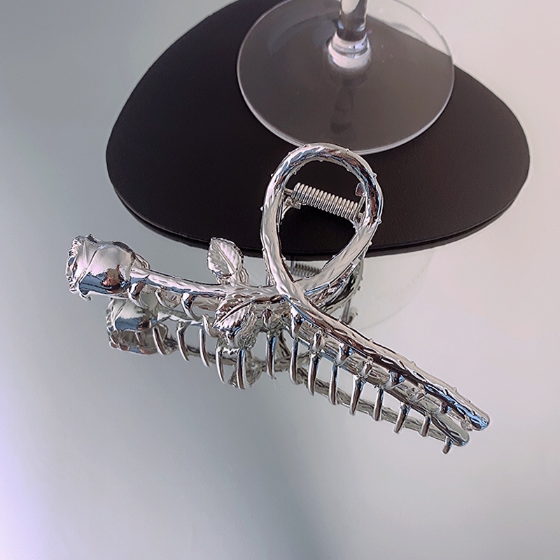 Kẹp Tóc Hình Cá Mập Bằng Kim Loại Phong Cách retro Cá Tính Cho Nữ