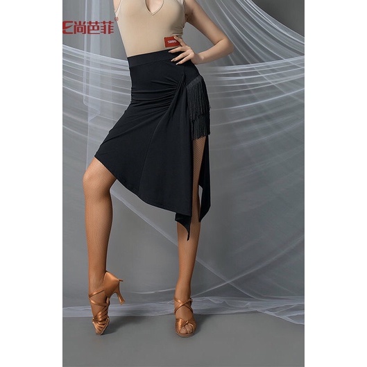 Váy khiêu vũ latin hàng có sẵn