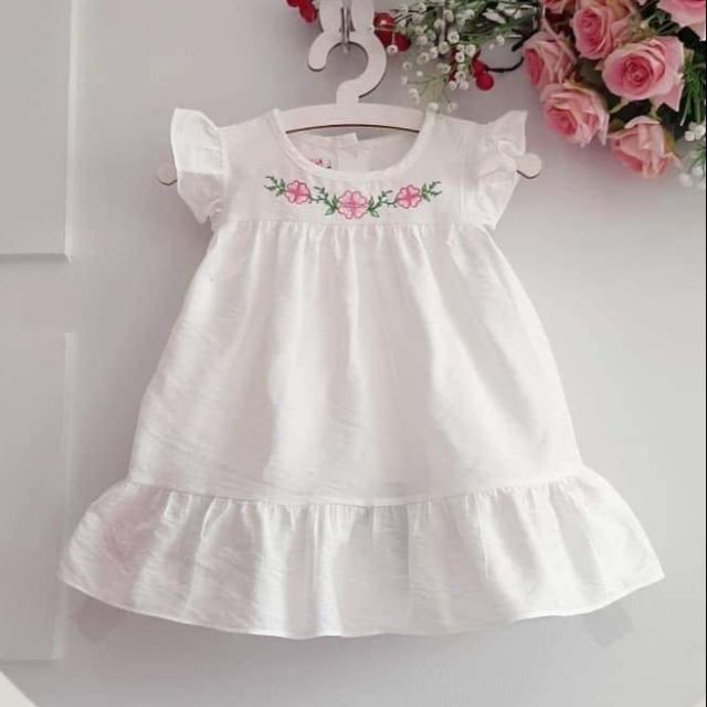 Đầm tay cánh tiên thêu hoa rất xinh cho bé 8-23kg
