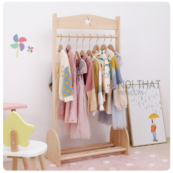 Giá treo quần áo cho em bé, chất liệu gỗ thông tự nhiên kiểu dáng siêu đẹp