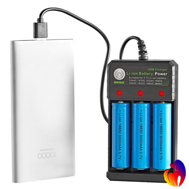 Bộ sạc pin Lithium ba ngăn 18650