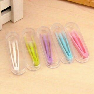 Hộp dụng cụ đeo lens và nhíp gắp