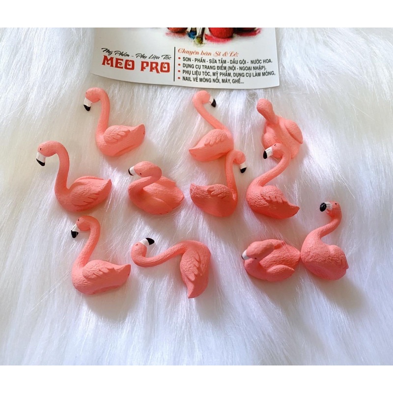 Đế gắn móng giả tập vẽ hình con hạc