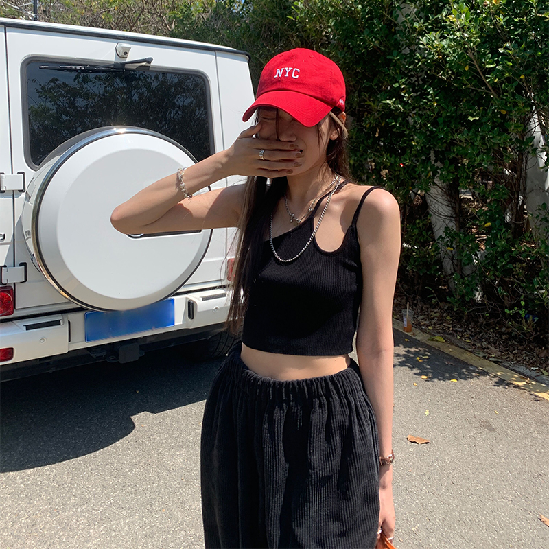 Áo hai dây thời trang quyến rũ sành điệu cho nữ | BigBuy360 - bigbuy360.vn