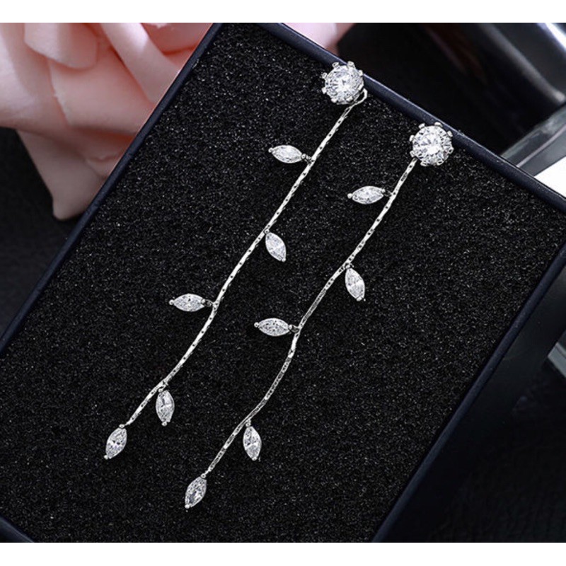 Hoa tai dáng dài phong cách hàn quốc