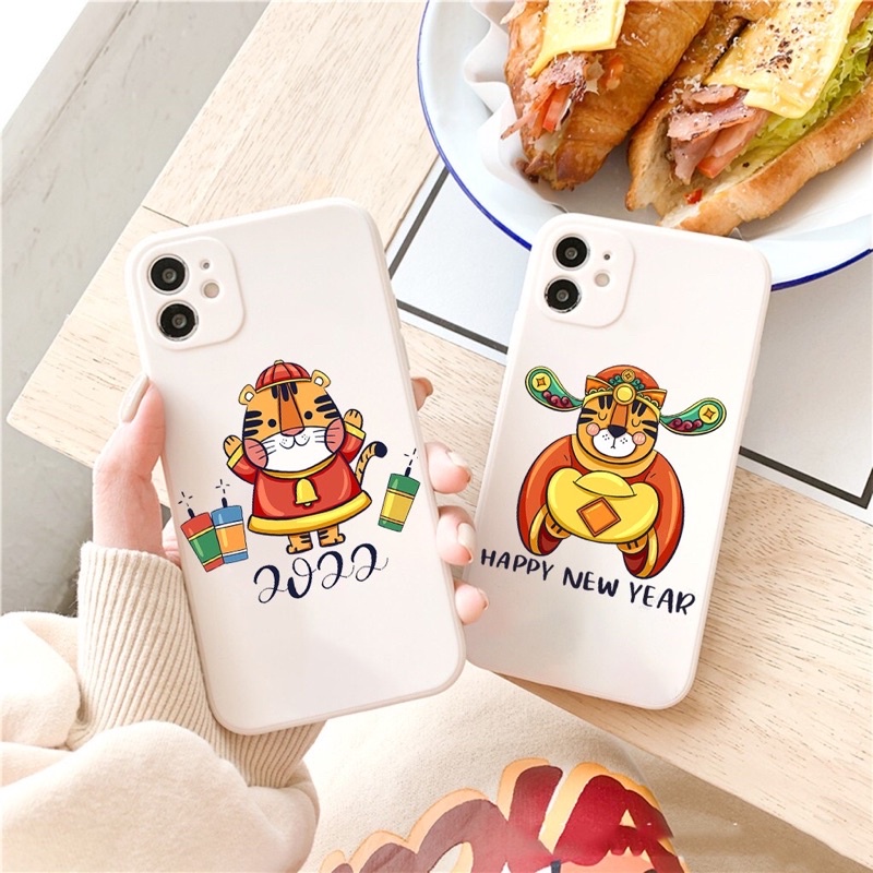 Ốp lưng viền vuông ỐP THẦN TÀI TẾT CON HỔ 2022 6 6plus 7 8 7plus x xsmax 11 12 pro max promax plus 13promax