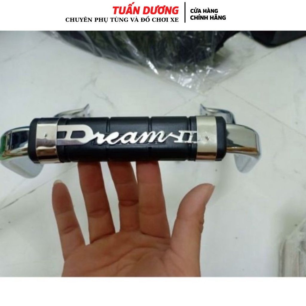 Chữ inox xe Dream gắn cao su tay xách  - bọc tay xách chữ Dream bằng inox dày dặn loại đẹp