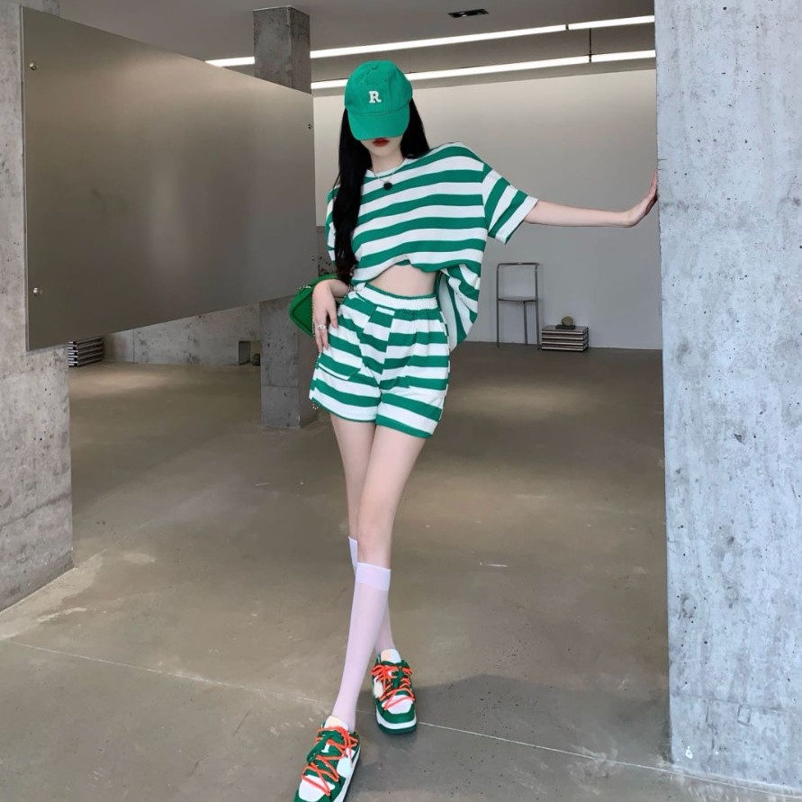COZOK Set Đồ Thể Thao Ngắn Kẻ Sọc Màu Sắc Thời Trang Cho Nữ