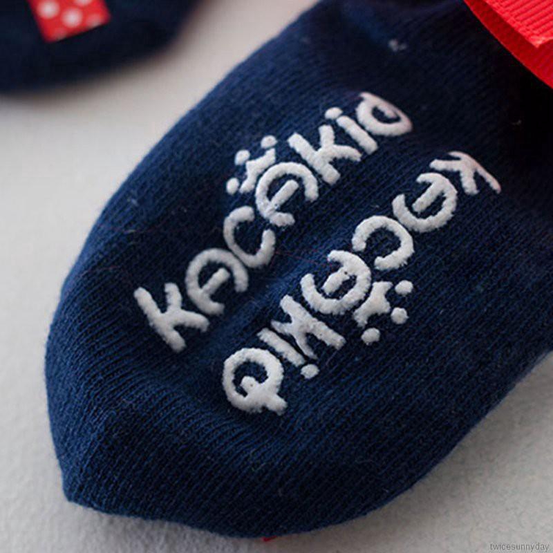 Vớ công chúa xinh xắn dành cho bé gái