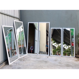 Gương trắng tinh khôi