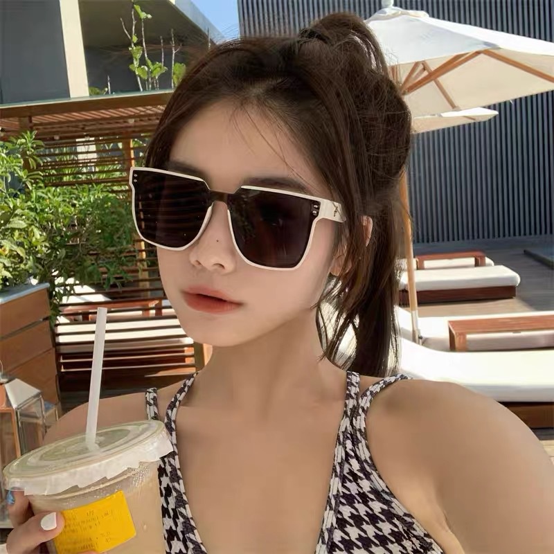 Kính Mát Gọng Lớn Thời Trang Mới Năm 2022 Cho Nữ