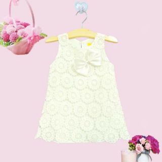 Đầm ren công chúa màu trắng size 2