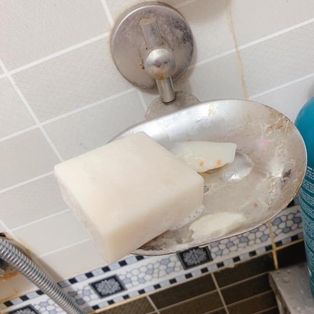 Soap gạo tắm trắng collagen thái lan