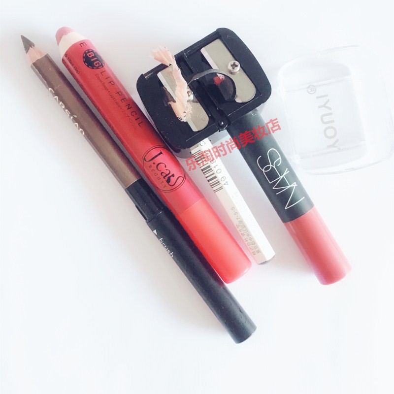 Đồ chuốt chì kẻ lông mày / bút son môi Nars tiện dụng