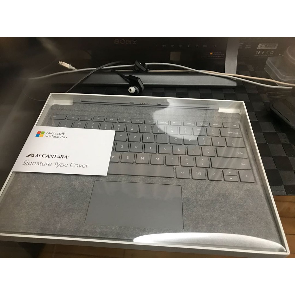 Bàn phím Surface Pro 7,6,5,4, Như Mới, Microsoft Type Cover