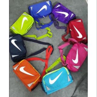 Túi ngang nike hợp đồ đá bóng , tập gim ...bơi
