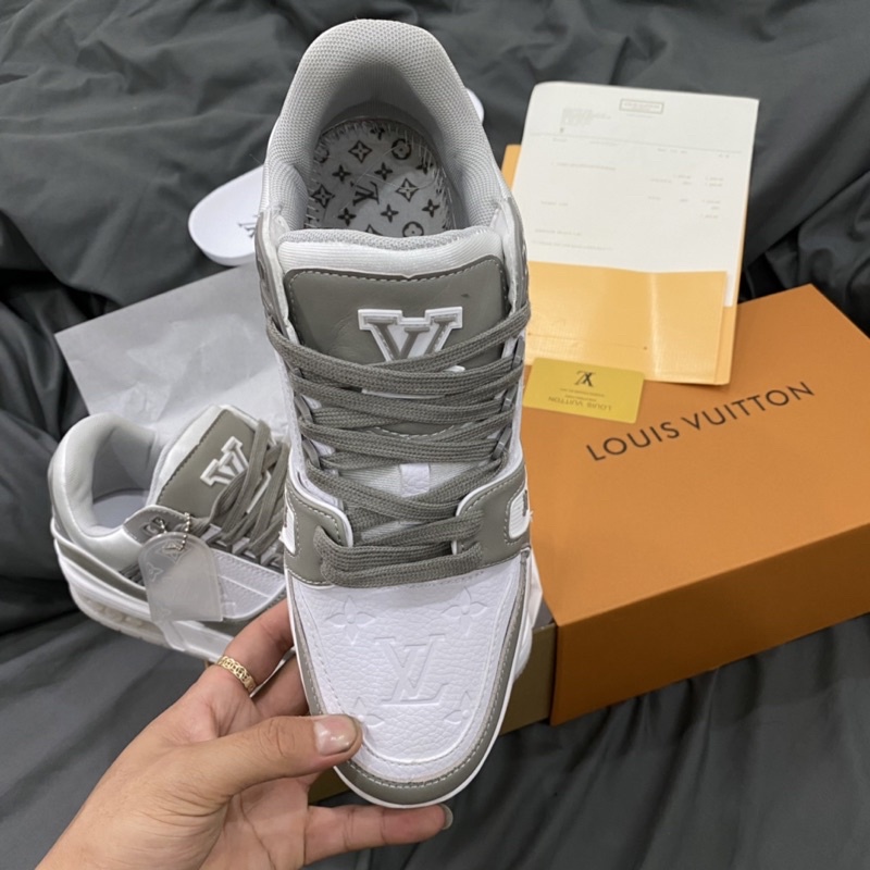 GIÀY L.V TRAINER SNEAKER WHITE GREY LAI AU