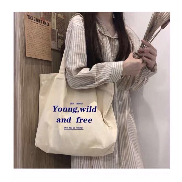 Túi vải canvas cao cấp Young Wild And Free khổ vuông phong cách Hàn Quốc