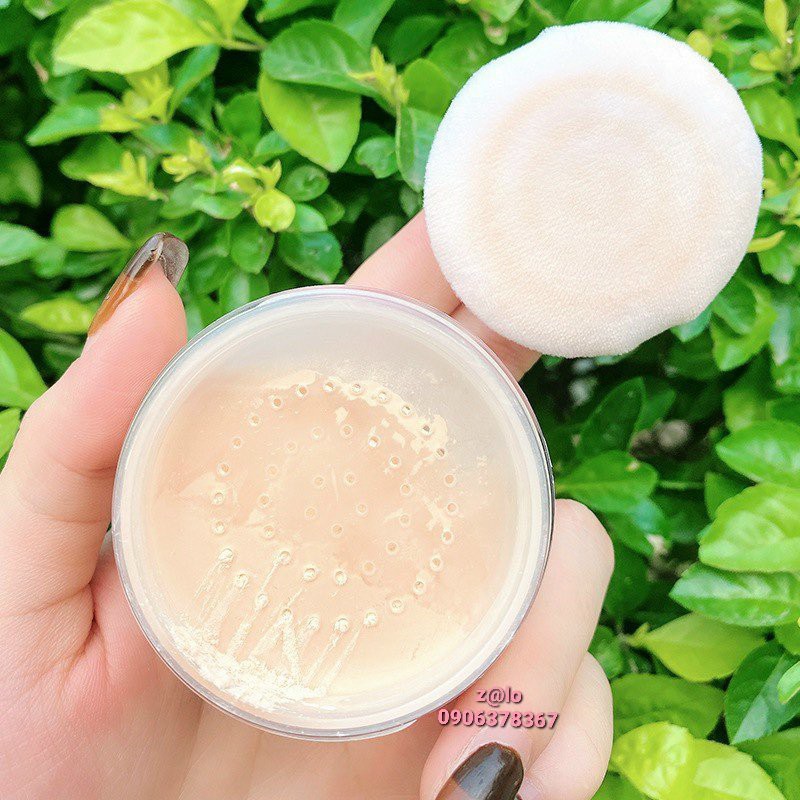 Phấn phủ bột trang điểm Mack Andy Nơ Vàng Đính Đá Siêu xinh | BigBuy360 - bigbuy360.vn