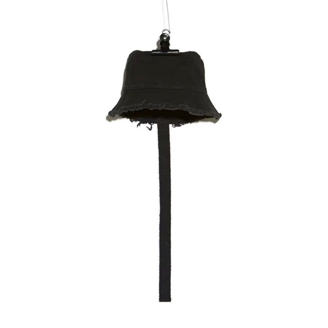 Mũ bucket thô bò Peaceminusone tua rua có dây