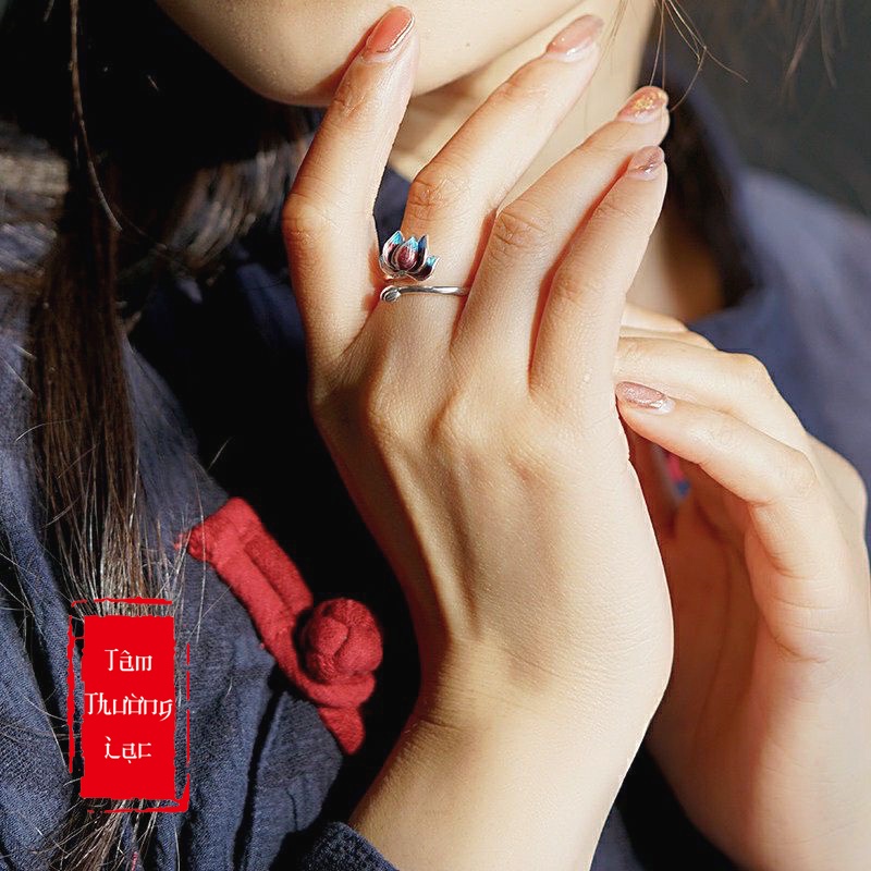 Nhẫn Phong Thuỷ Nữ Hoa Sen Phật Giáo (Có Hộp)