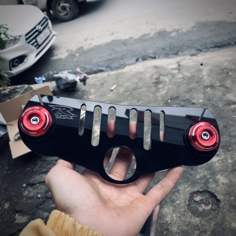 Ốp chảng ba CNC GSXR150