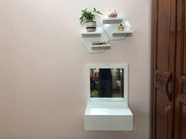 ✅ Kệ trang trí treo tường lục giác đẹp lạ KTT-3654 | BigBuy360 - bigbuy360.vn