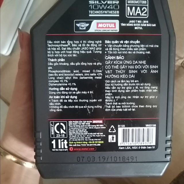 Dầu nhớt Motul 10w40 chuyên dùng cho xe số