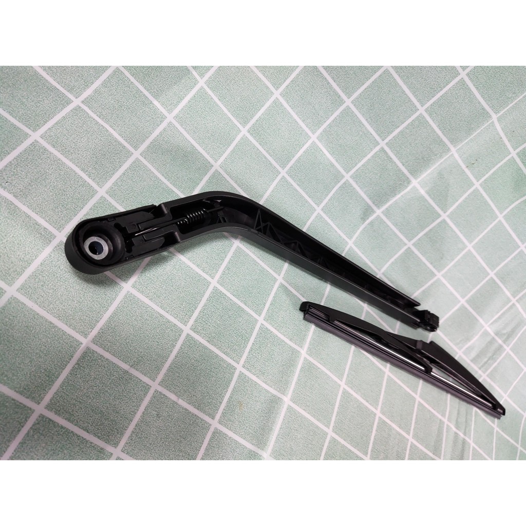 Bộ Cần Chổi Gạt Mưa Cao Cấp Sau Xe Toyota Fortuner 2008-2020