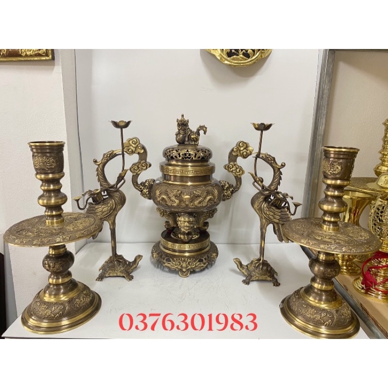 Bộ đỉnh thờ lư thờ bằng đồng , bộ ngũ sự đỉnh hạc nến cao 50cm hun màu giả cổ