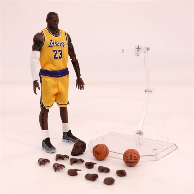 MÔ HÌNH NGÔI SAO BÓNG RỔ NBA LEBRON JAMES SỐ 23 MAF 127 khớp cử động được 1/12 17cm