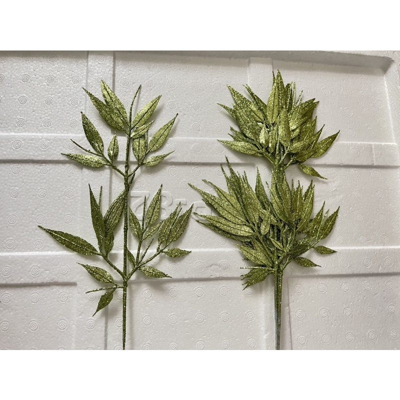 lá tre nhũ lấp lánh trang trí