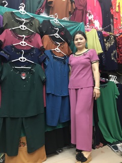 Bộ Lụa Đũi Thêu Hoa Nổi Cao Cấp