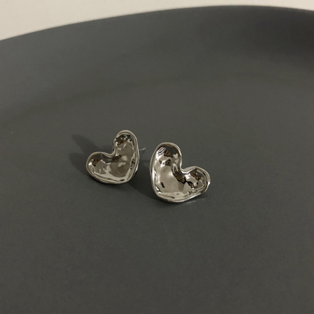 Khuyên Tai Hình Trái Tim Đơn Giản Phong Cách Punk Hip Hop Hàn Quốc 19A1232