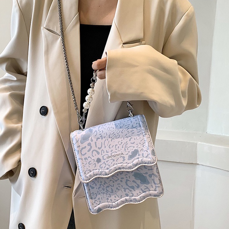 Túi đeo chéo IELGY dáng vuông nhỏ phối dây xích thời trang đường phố cá tính cho nữ