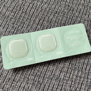 Sample vỉ phấn nước Cushion Neo Laneige Matte tông 21 và 23 và bông phấn