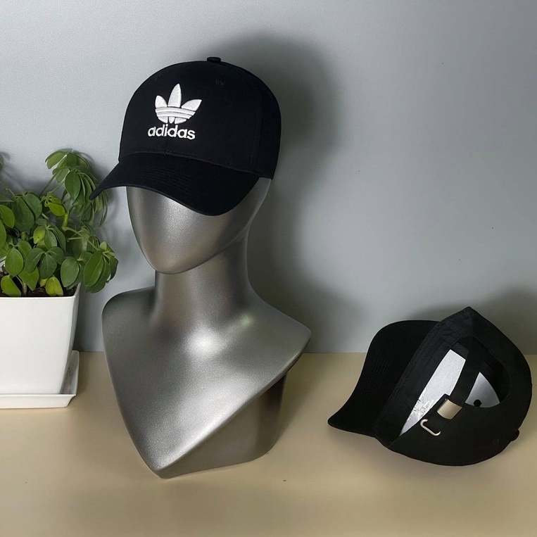 mũ nón lưỡi trai thêu chữ nổi 3D Adidas màu trắng logo đen siêu hót freesize dành cho cả nam và nữ