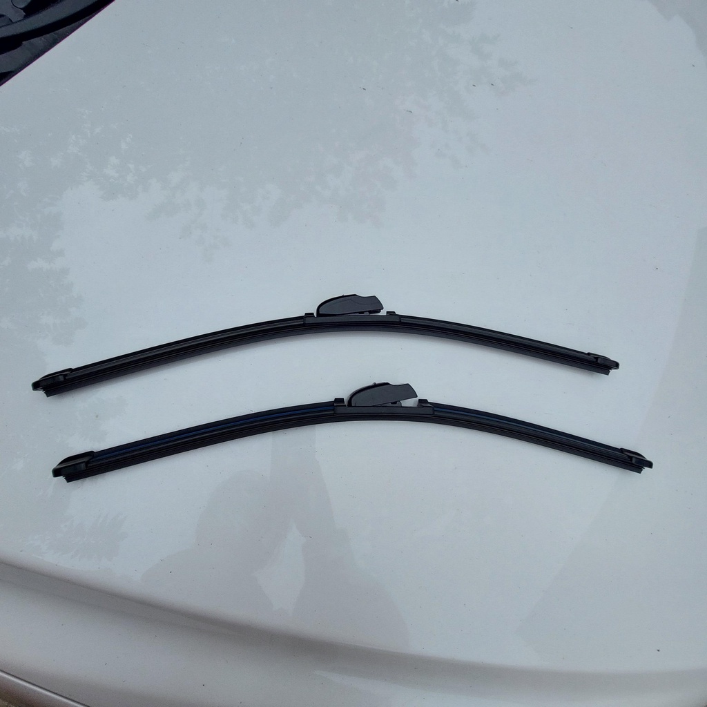 Gạt Mưa Xe Ford Ranger Gạt Mưa Thân Mềm Lưỡi Silicone Phủ Nano Siêu Sạch