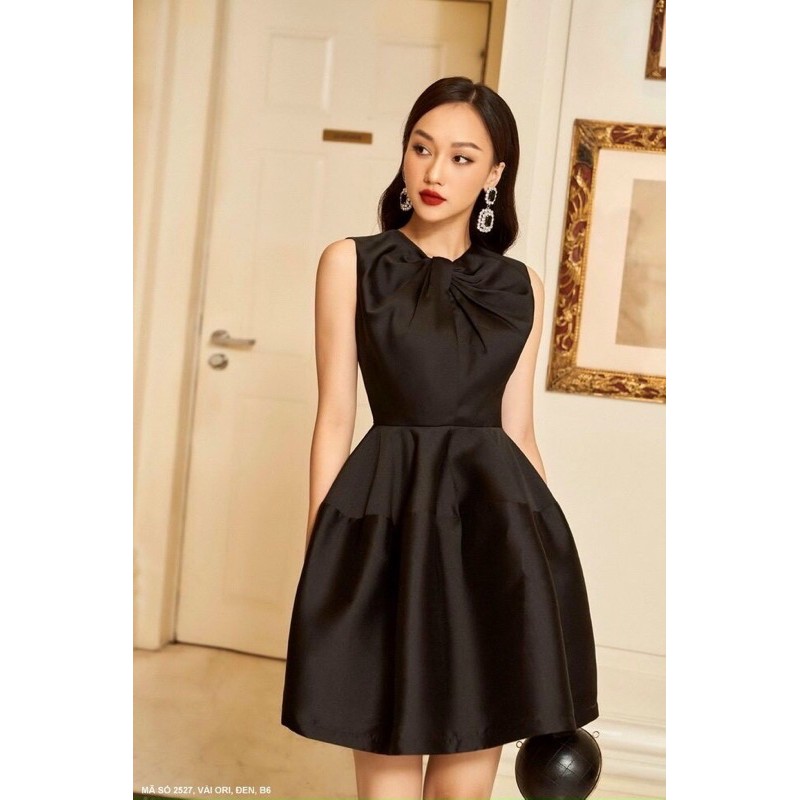 Đầm xoè cổ tim xinh xắn. TK