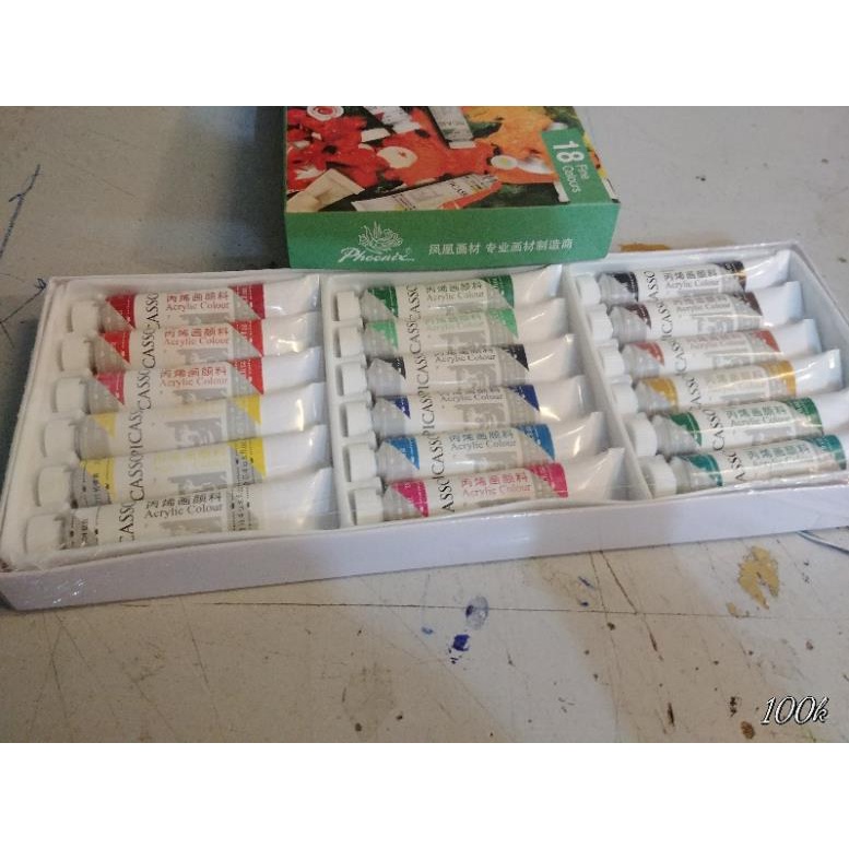 Màu acrylic phoenix hộp 18 màu