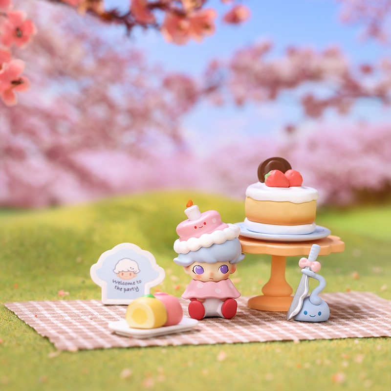 Hộp nhạc POP MART Go on an Outing Together độc đáo