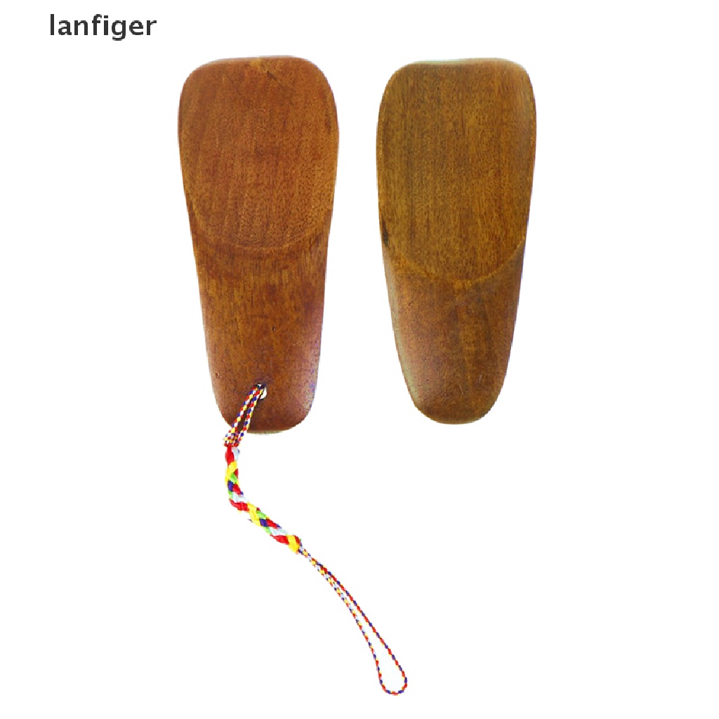 1 Dụng Cụ Hỗ Trợ Mang Giày Bằng Gỗ Tự Nhiên Với Tay Cầm Dài Tiện Dụng