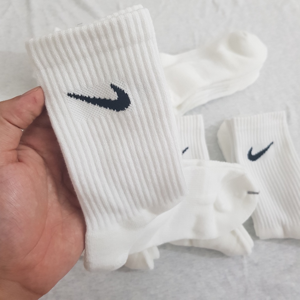 Tất thể thao Nike cao cổ White/Black/Gray SX7676-100