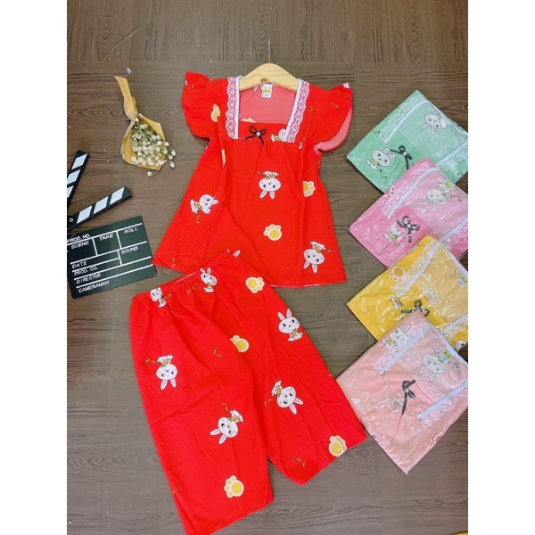 Bộ tay ngắn quần lửng vải lụa hàn sale sốc