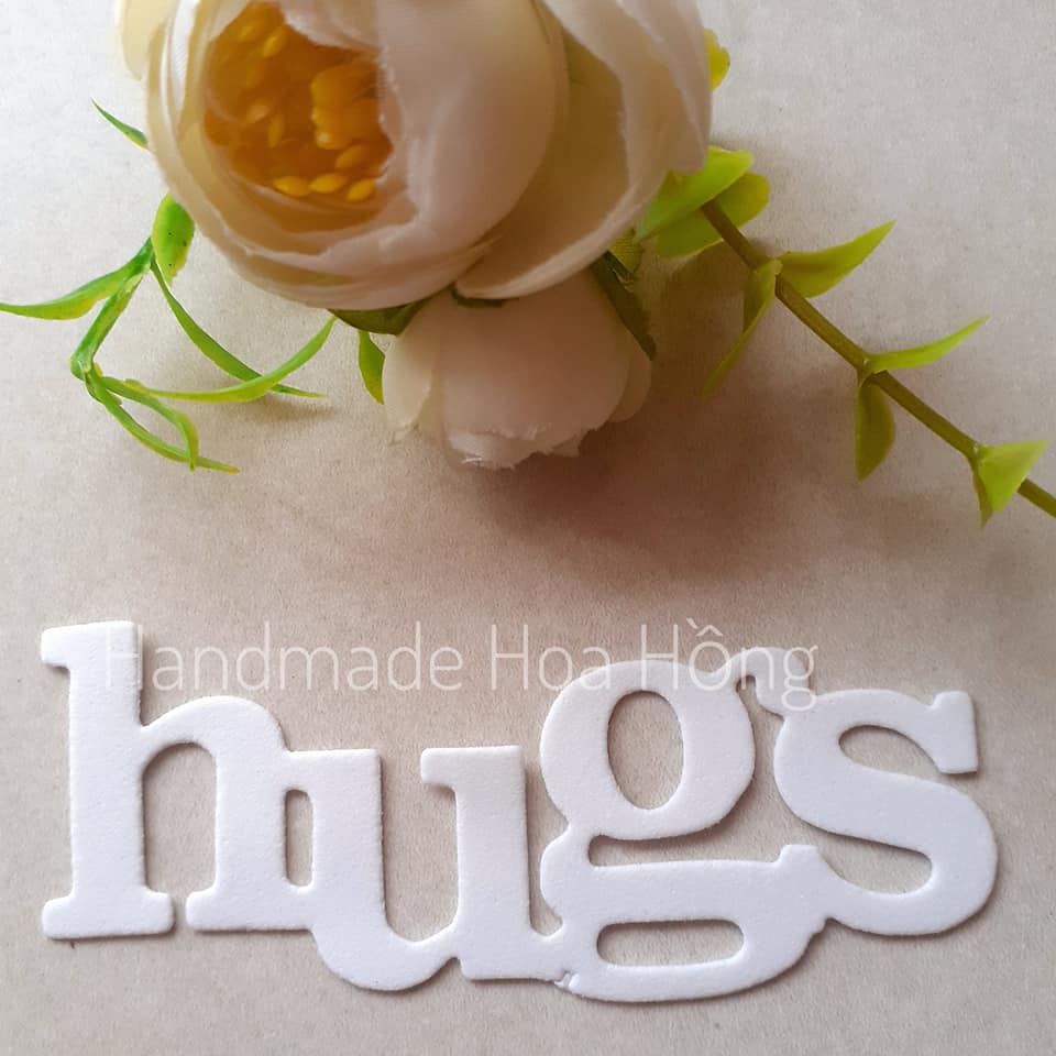 6 chữ HUGS  bằng giấy xốp, 8.7 X 3cm - Hình trang trí thiệp, phong thư, bưu thiếp, bao thư, bao lì xì, giấy mỹ thuật