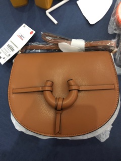 Túi Zara auth