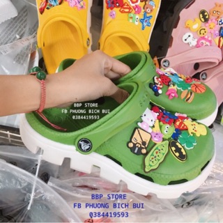 [Có sẵn]Dép Sục Xanh Lá tặng 8stk ( Chữ Cross in nổi )