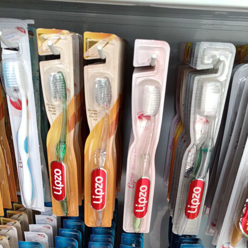 Bàn chải đánh răng lipzo mua 2 tặng 1