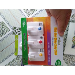 móc dán tường có đinh đóng