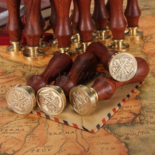 Con dấu khắc chữ in sáp nóng chảy có tay cầm bằng gỗ thiết kế cổ điển